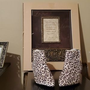 🔥🔥🔥CYBER SALE SNOW LEOPARD, KITTEN HEEL BOOTIES